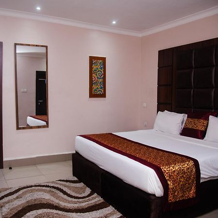 Golden Tulip Garden City Hotel - Rivotel Port Harcourt Exterior photo