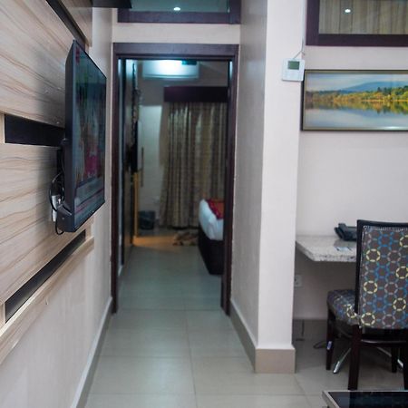Golden Tulip Garden City Hotel - Rivotel Port Harcourt Exterior photo