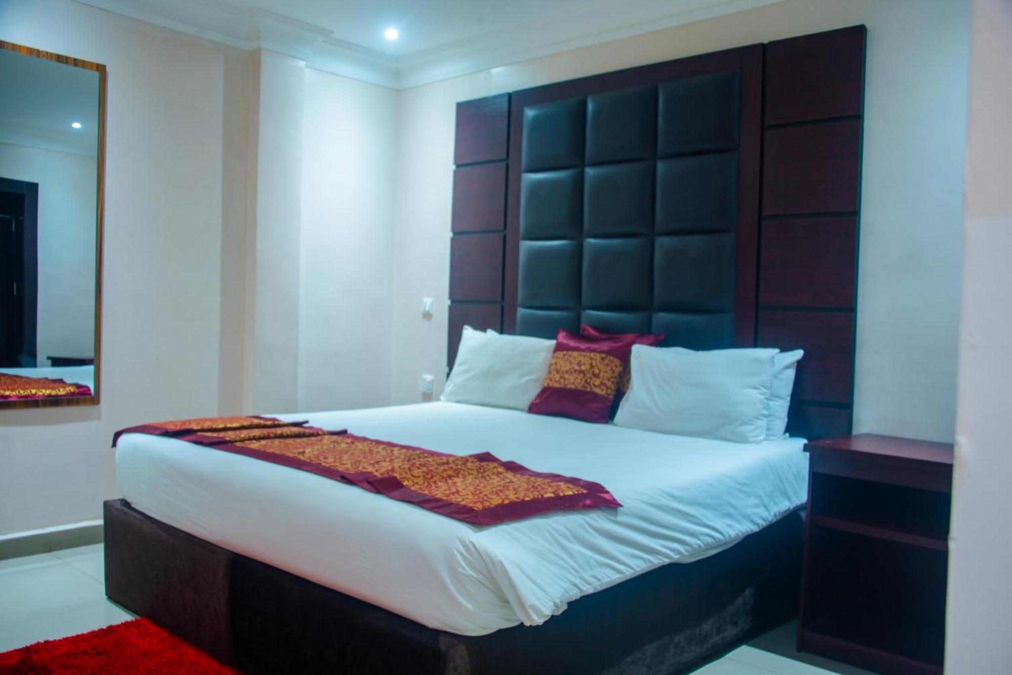 Golden Tulip Garden City Hotel - Rivotel Port Harcourt Exterior photo